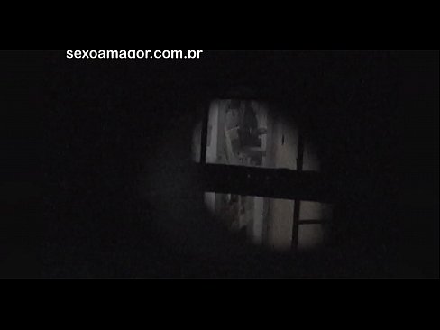 ❤️ Blondie bi dizî ji hêla dengbêjek taxê ve ku li pişt kerpîçên vala veşartiye, vîdyoyek tê kişandin ️❌ Vîdyoya anal li ku.eviewporn.ru